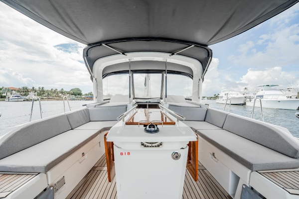 Mustang Sally 46ft Beneteau Yacht For Sale