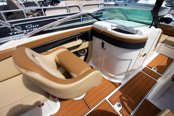 22ft Sea Ray Yacht For Sale