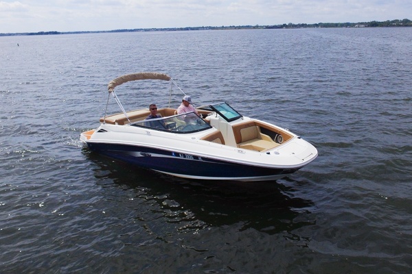 22ft Sea Ray Yacht For Sale