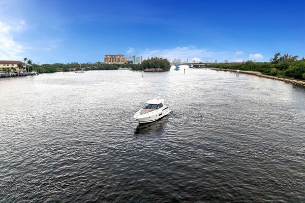 Three Kings 42ft Regal Yacht For Sale