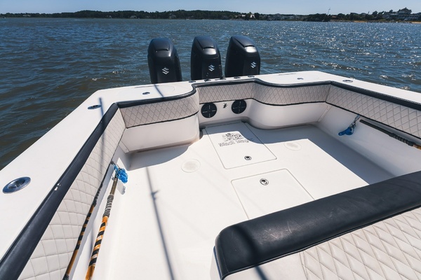 Black Magic 37ft SeaHunter Yacht For Sale