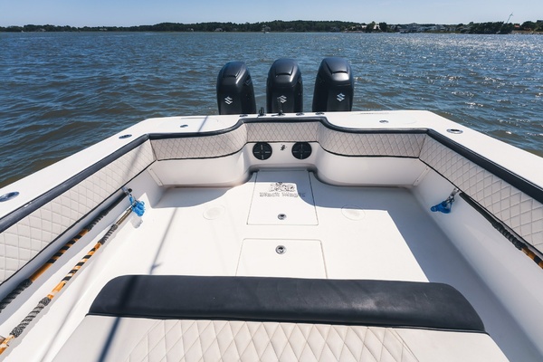 Black Magic 37ft SeaHunter Yacht For Sale