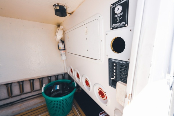 Black Magic 37ft SeaHunter Yacht For Sale