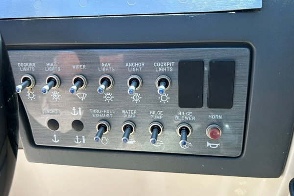 26ft Sea Ray Yacht For Sale