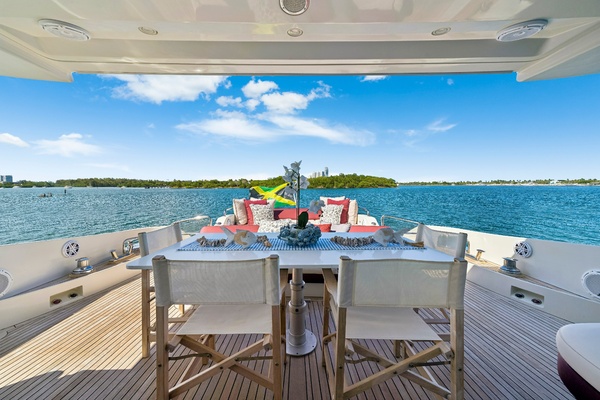 UNICO 86ft Azimut Yacht For Sale