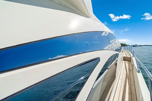 UNICO 86ft Azimut Yacht For Sale