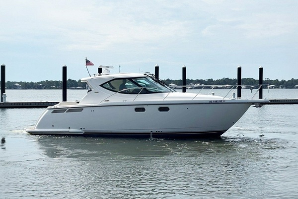 DAYS LIKE THESE 35ft Tiara Yachts Yacht For Sale