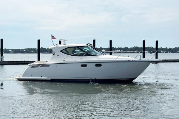 35-ft-Tiara Yachts-2009-3500 Sovran-DAYS LIKE THESE Orange Beach Alabama United States  yacht for sale
