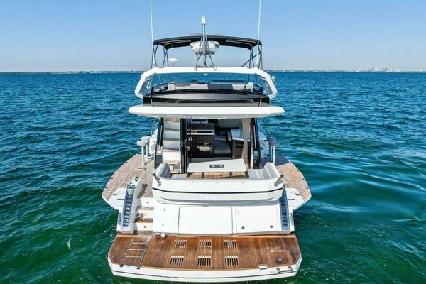 Galeon 470 Sky Yacht For Sale