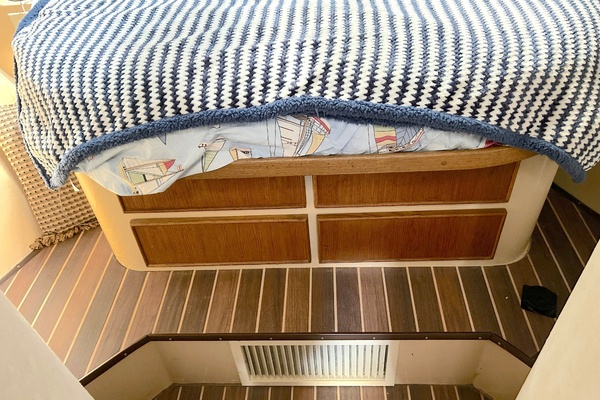 Never Content 37ft Bertram Yacht For Sale