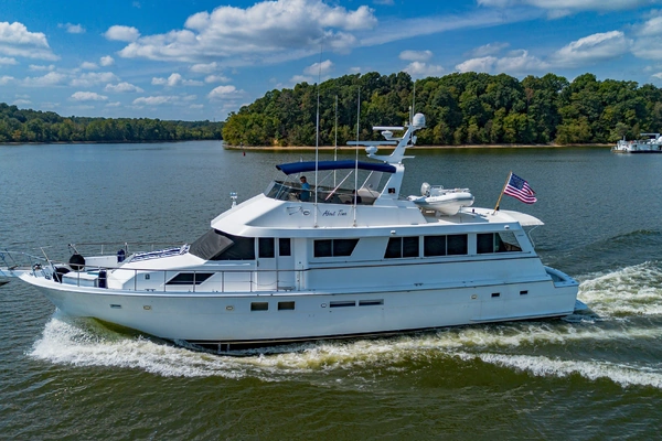 1988 Hatteras 70 Cockpit Motor Yacht