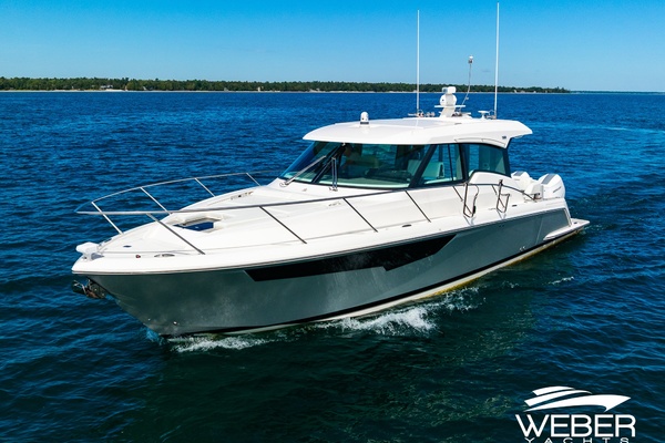 43ft Tiara Yachts Yacht For Sale