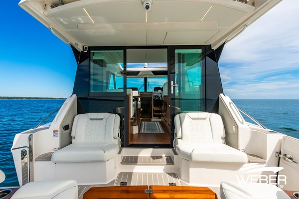 Tiara Yachts  Yacht For Sale