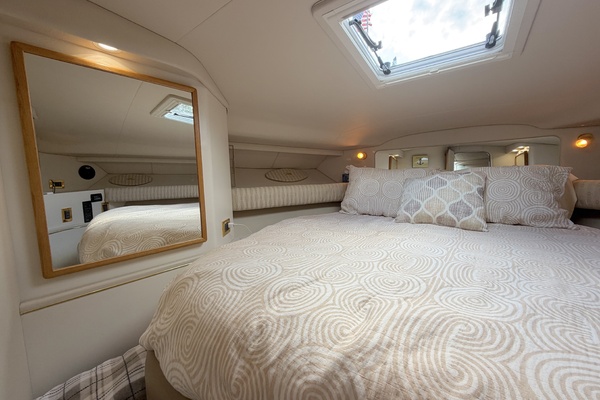 40ft Sea Ray Yacht For Sale