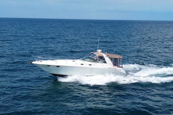 40ft Sea Ray Yacht For Sale