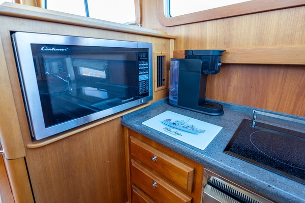 Blue Skies 40ft Sabre Yacht For Sale