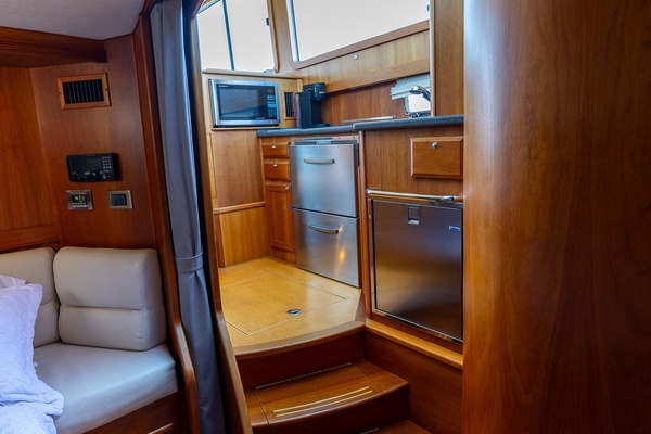 Blue Skies 40ft Sabre Yacht For Sale