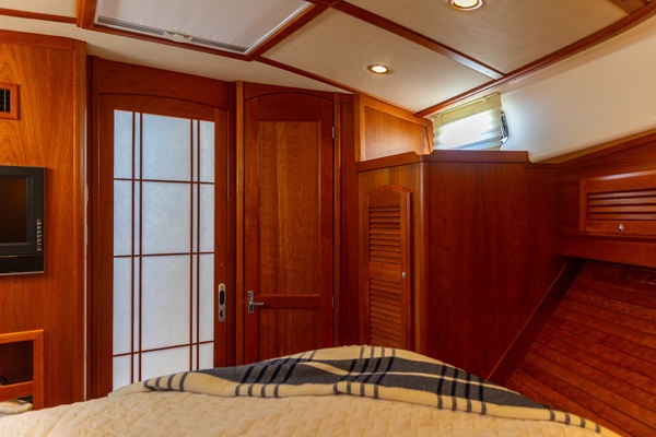 Blue Skies 40ft Sabre Yacht For Sale