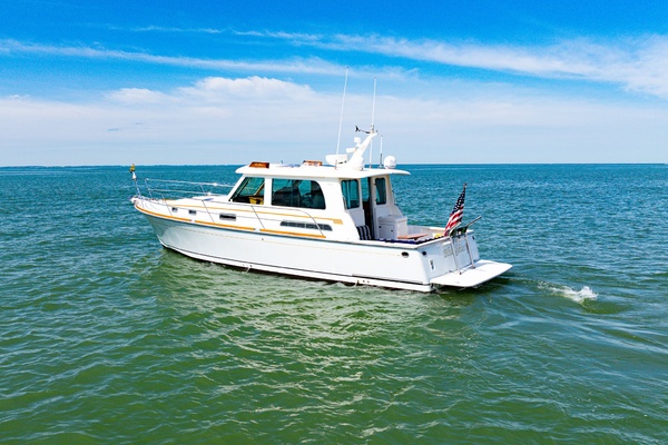 Blue Skies 40ft Sabre Yacht For Sale
