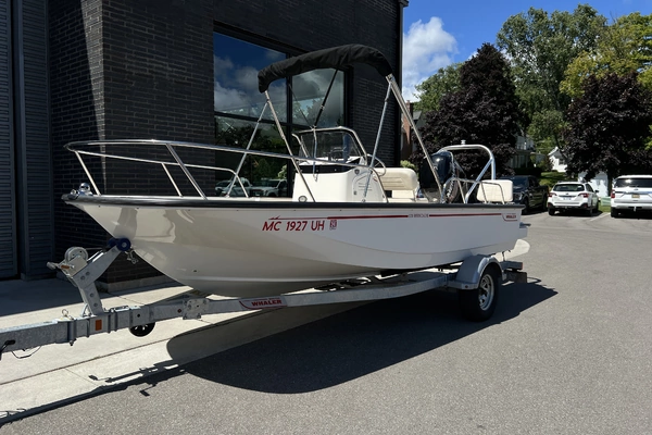 17-ft-Boston Whaler-2018-170 MT-170 Montauk Charlevoix Michigan United States  yacht for sale