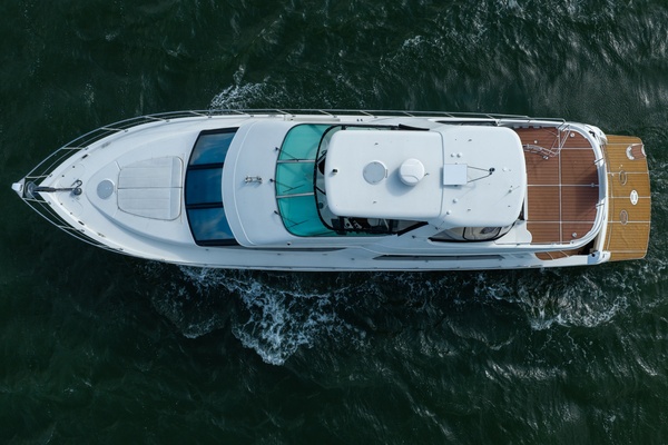 56ft Carver Yacht For Sale