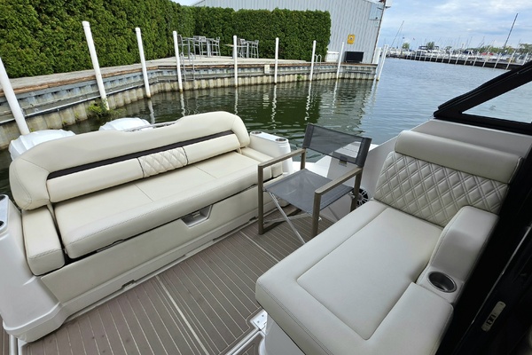 36ft Regal Yacht For Sale