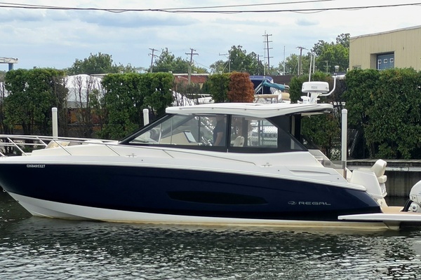 36ft Regal Yacht For Sale