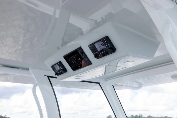 Front Runner Catamaran Yacht For Sale
