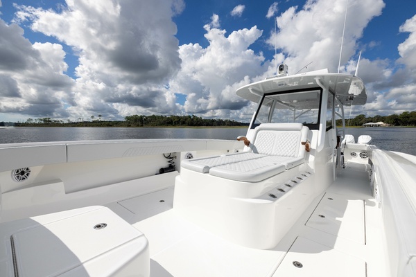 No Vacancy 43ft Front Runner Yacht For Sale