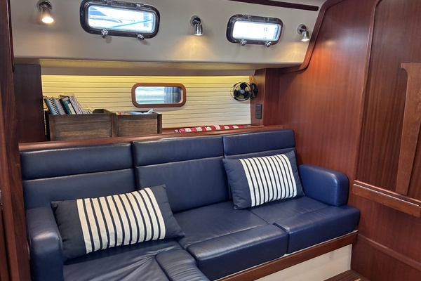 38ft Island Packet Yacht For Sale