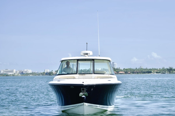 Pursuit  Yacht For Sale