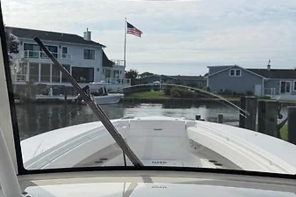 Hooked 31ft Regulator Yacht For Sale