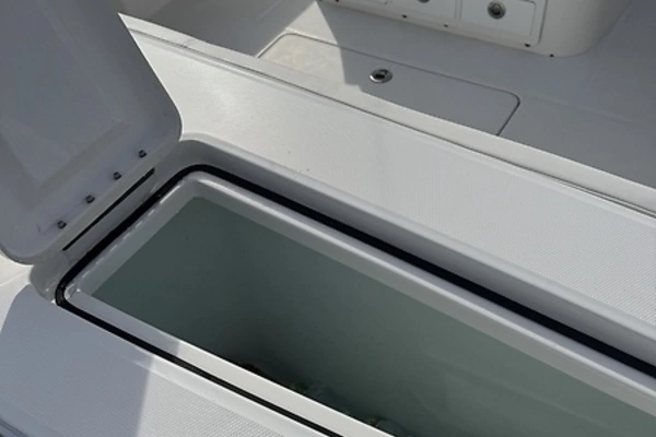 Regulator 31 Yacht For Sale