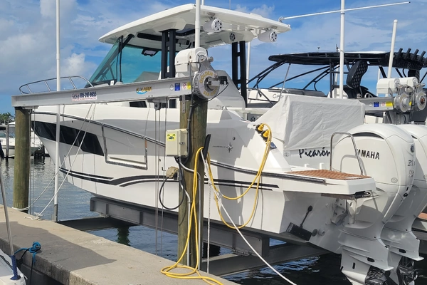 35-ft-Jeanneau-2025-Leader 10.5 WA Series 2- North Miami Florida United States  yacht for sale