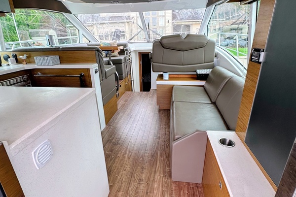 Black Pearl 45ft Cruisers Yachts Yacht For Sale