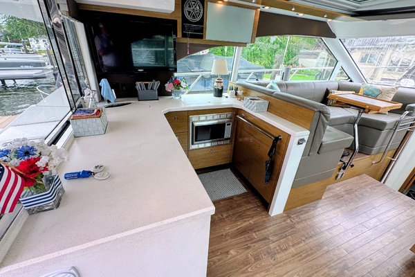 Black Pearl 45ft Cruisers Yachts Yacht For Sale