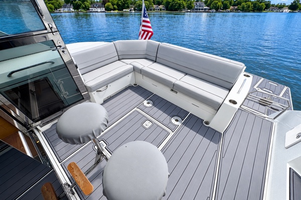 Black Pearl 45ft Cruisers Yachts Yacht For Sale