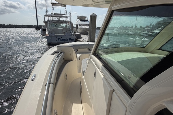 30ft Scout Yacht For Sale