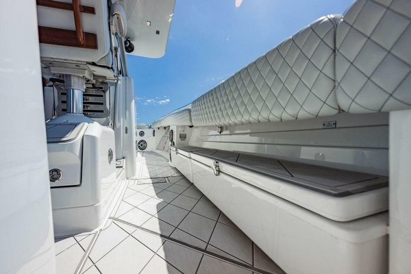 Bull Run 53ft HCB Yacht For Sale