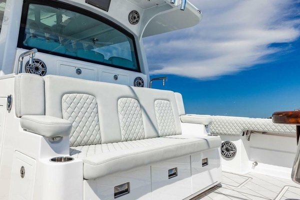 Bull Run 53ft HCB Yacht For Sale