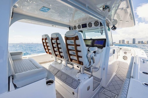 Bull Run 53ft HCB Yacht For Sale