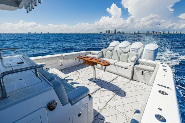 Bull Run 53ft HCB Yacht For Sale