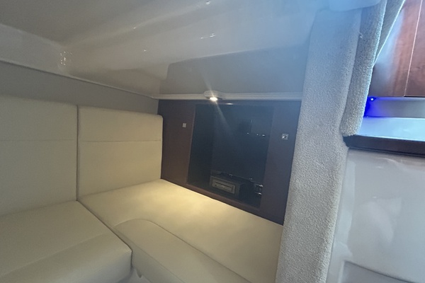 Azure 31ft Chaparral Yacht For Sale