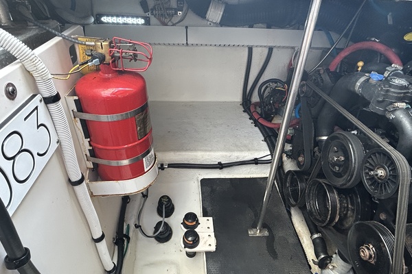 Azure 31ft Chaparral Yacht For Sale
