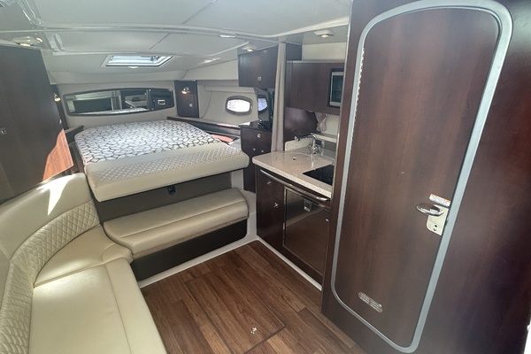 Azure 31ft Chaparral Yacht For Sale