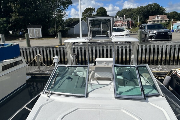 Azure 31ft Chaparral Yacht For Sale
