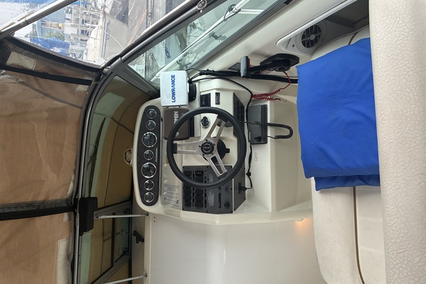 27ft Sea Ray Yacht For Sale