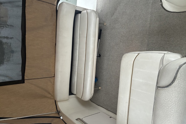 27ft Sea Ray Yacht For Sale