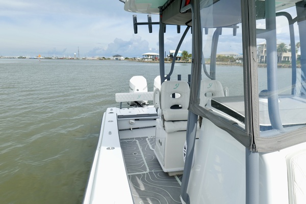 27ft Young Yacht For Sale