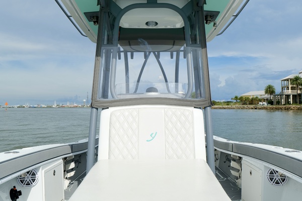 27ft Young Yacht For Sale